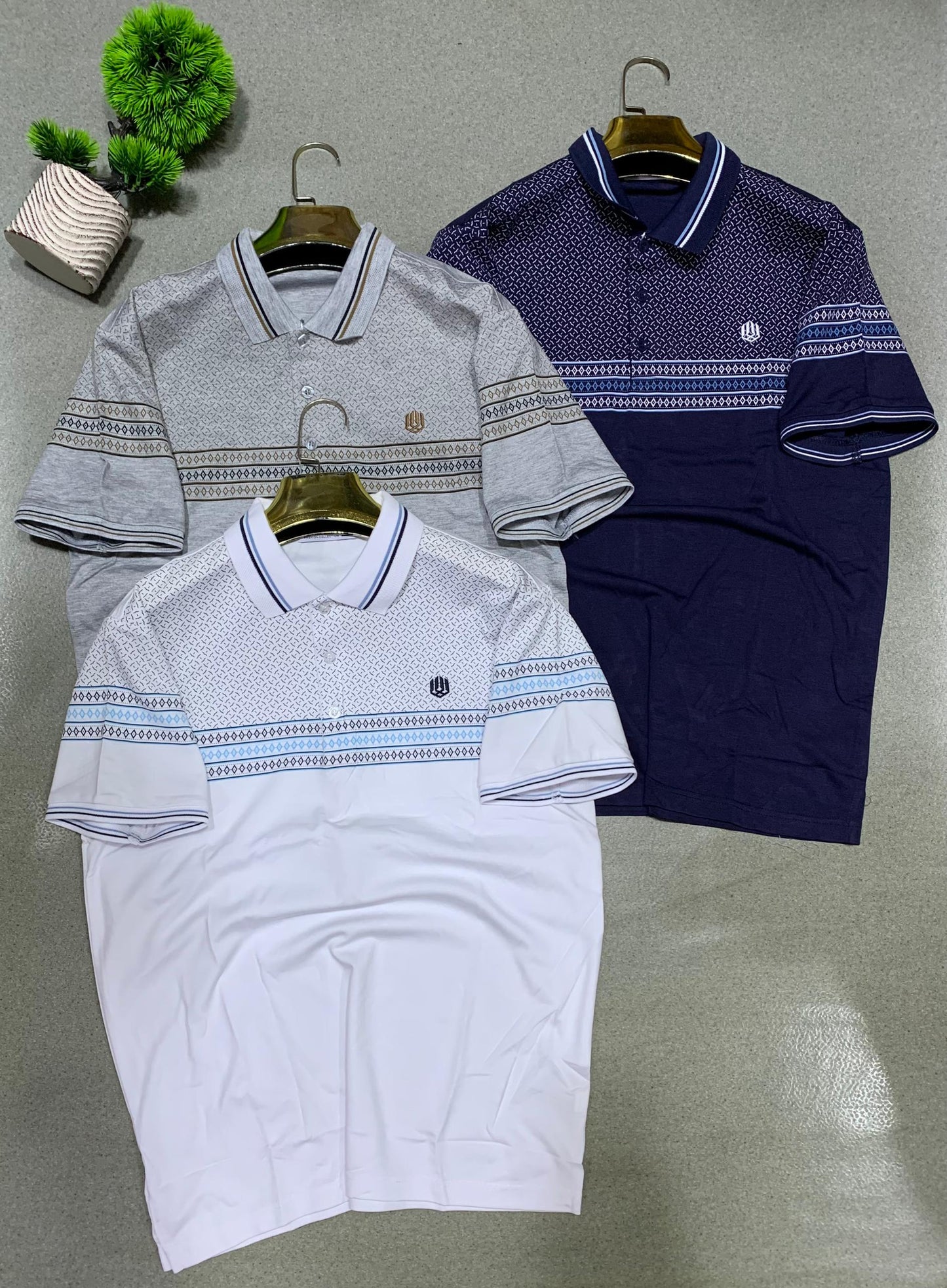 Lacoste classique pour homme.