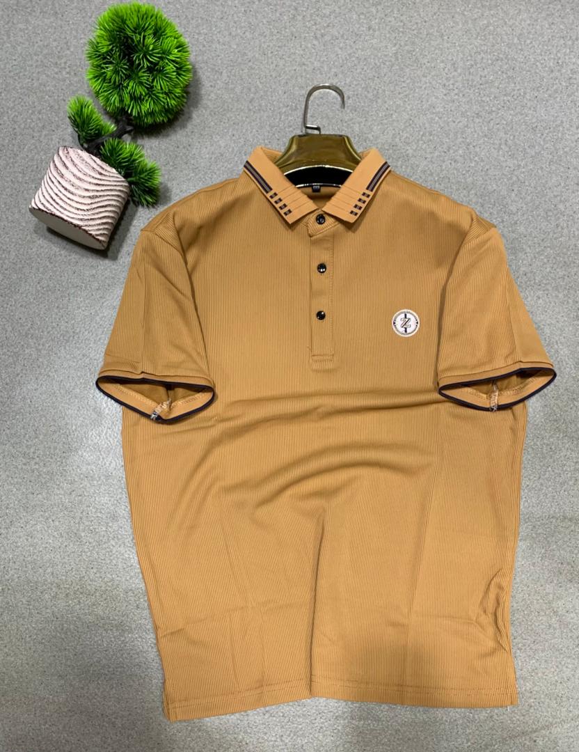 Lacoste classique pour homme.